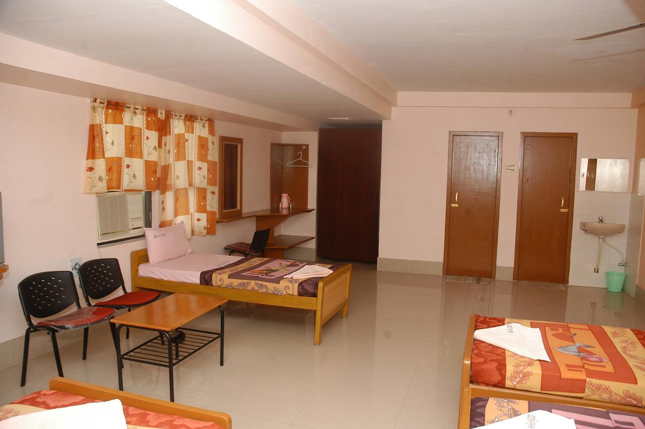 Hotel Athityaa Kumbakonam Eksteriør billede