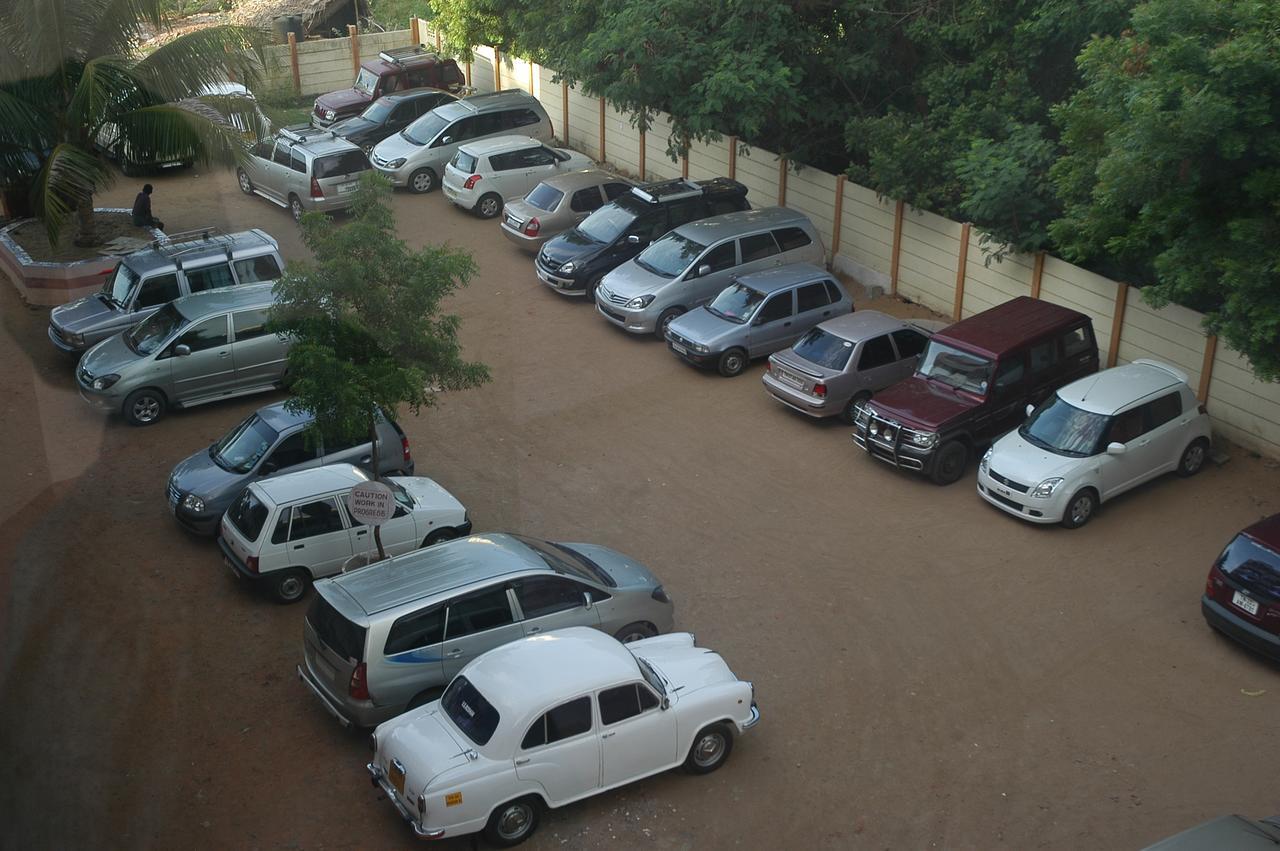 Hotel Athityaa Kumbakonam Eksteriør billede