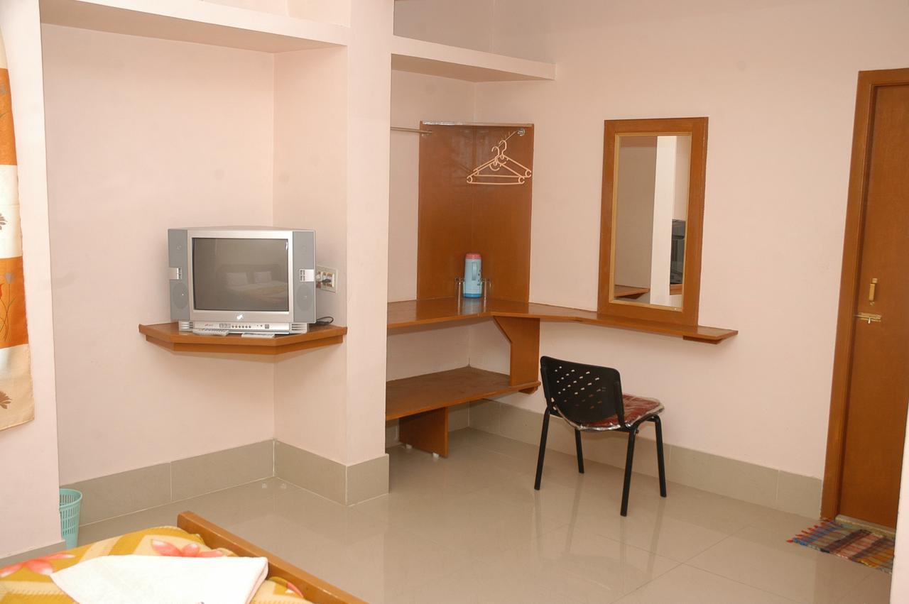 Hotel Athityaa Kumbakonam Eksteriør billede
